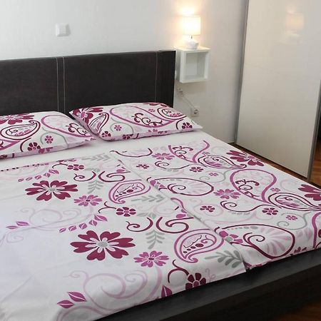 Cozy Apartment Di ดูบรอฟนิก ภายนอก รูปภาพ