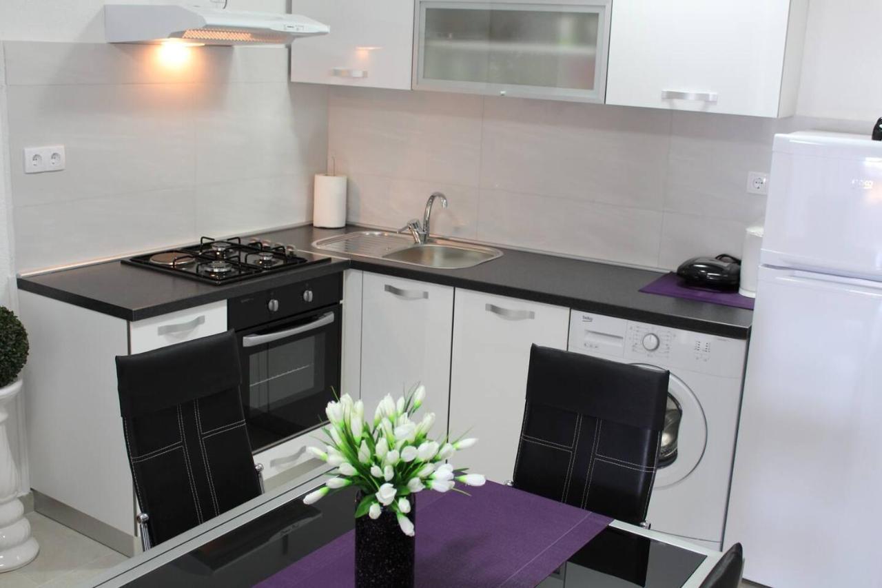 Cozy Apartment Di ดูบรอฟนิก ภายนอก รูปภาพ